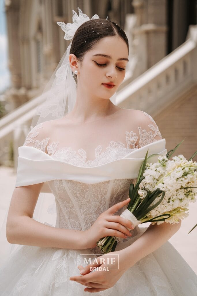 Ball Gown Dress – L80