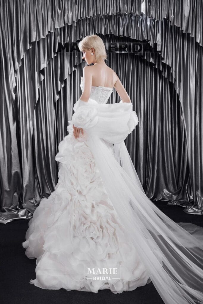 Wedding Dress – L167 + choàng