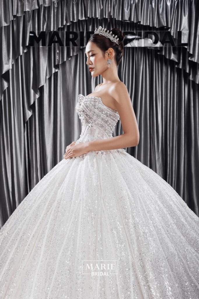 JESSICA ANH – S57