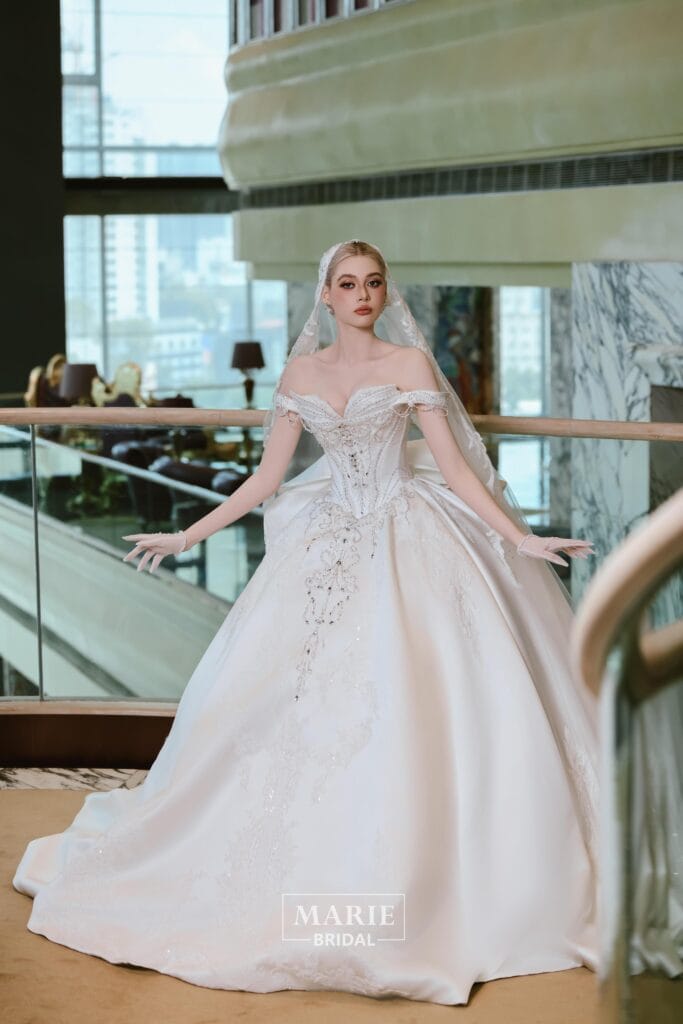Ball Gown Dress – LM + lúp + peplum nơ