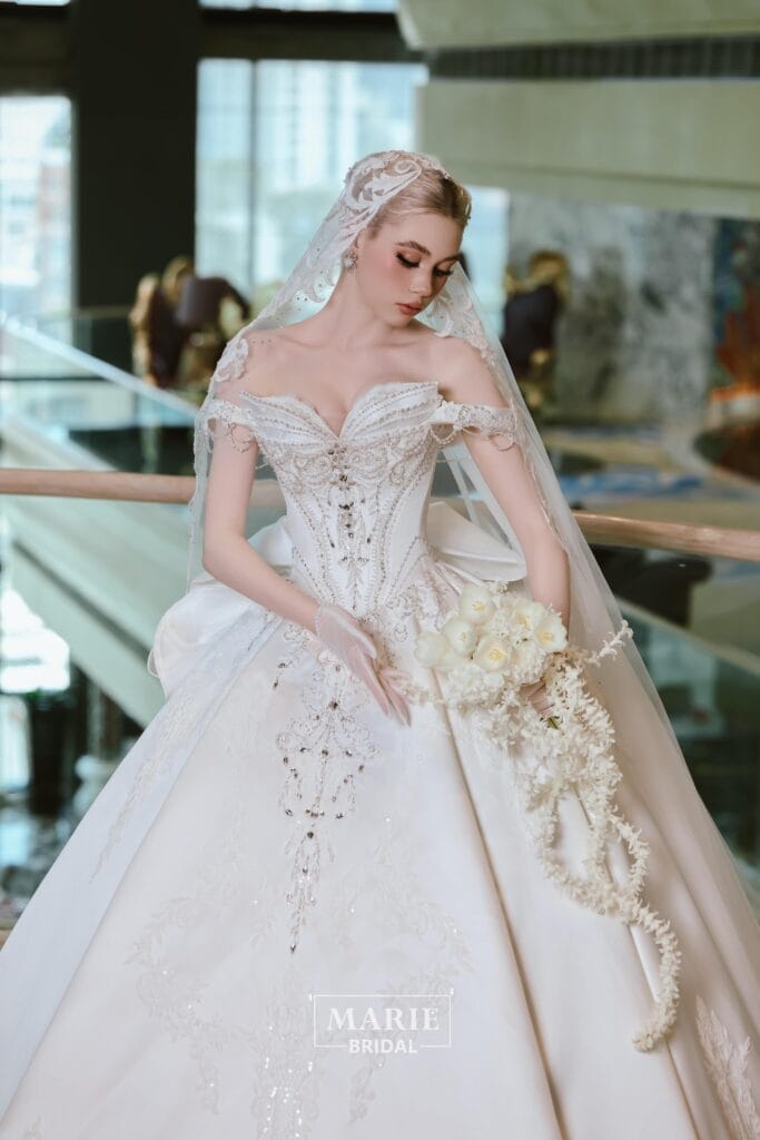 Ball Gown Dress – LM + lúp + peplum nơ