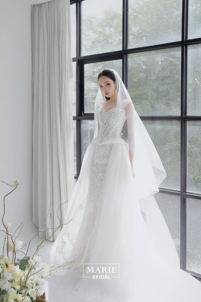 Wedding Dress – L