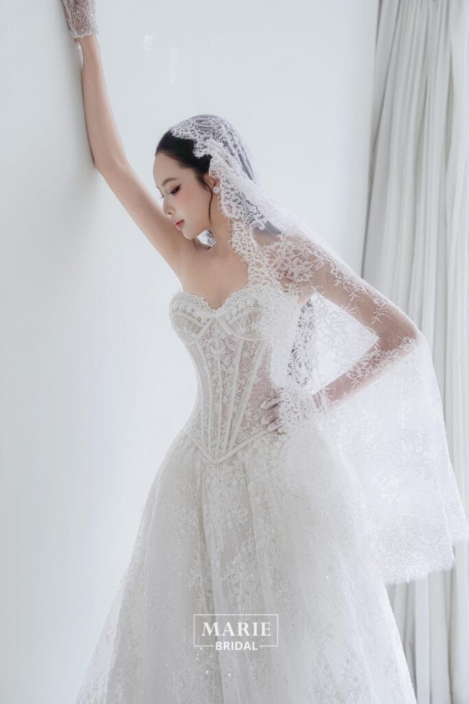 Wedding Dress – L