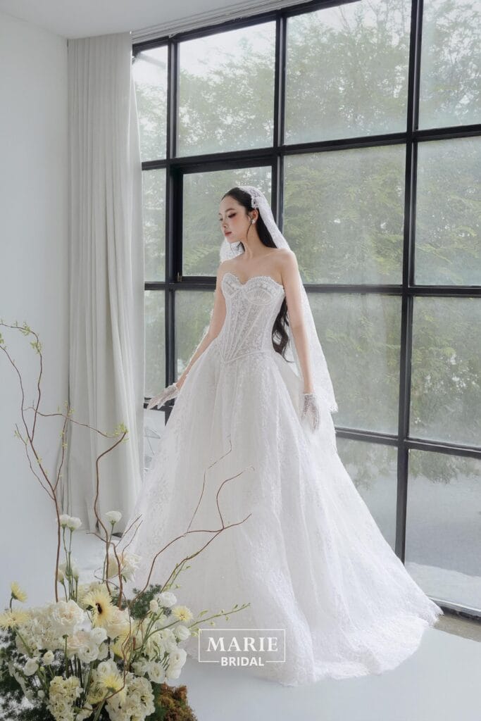 Wedding Dress – L