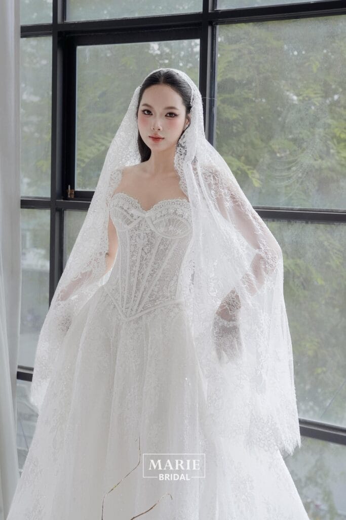 Wedding Dress – L