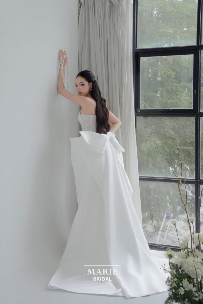 Wedding Dress – L – Tà