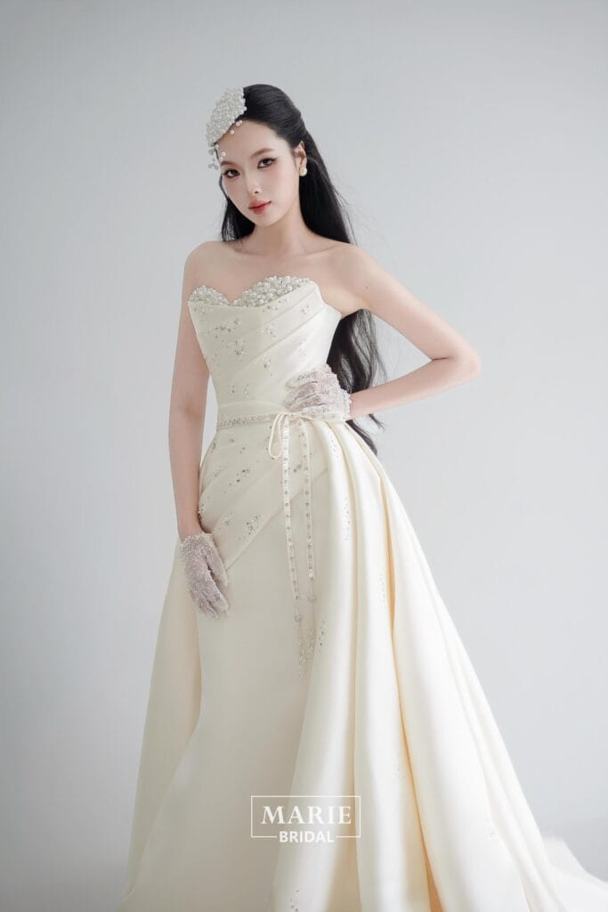 Wedding Dress – DL + Tà