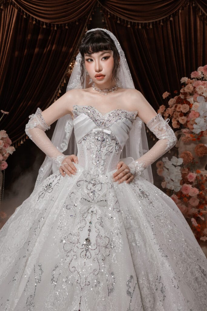 Ball Gown Dress – SPlus + bao tay + peplum nơ + lúp voan