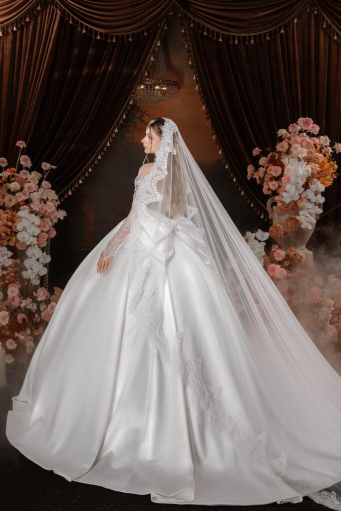 Ball Gown Dress – SPlus + vòng cổ + peplum nơ