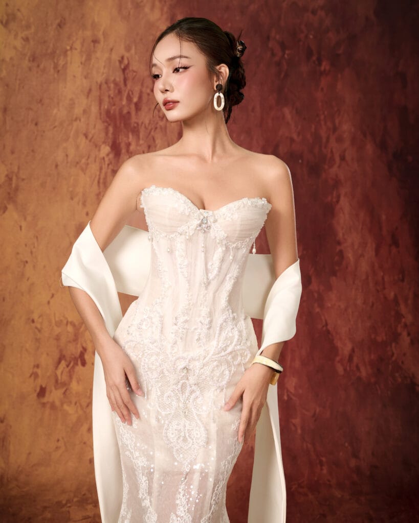 Wedding Dress – L + choàng tay