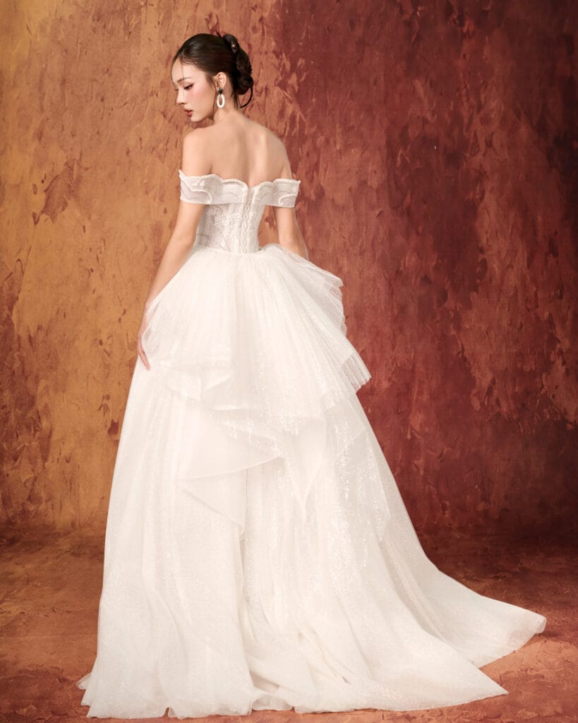 Wedding Dress – L